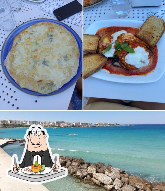 Tra le diverse cose da Costa d'Otranto si possono trovare la cibo e esterno