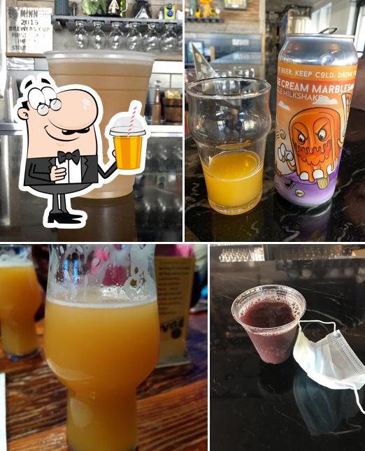 Back Channel Brewing in Spring Park Restaurant menu and reviews