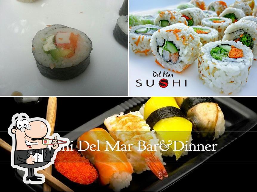 Les sushi sont disponibles à Cafe Del Mar