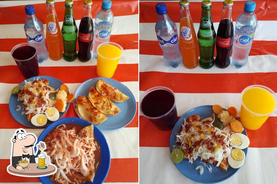 Restaurante P/G tacos al vapor/tacos ahogados/tortas ahogadas, Morelia