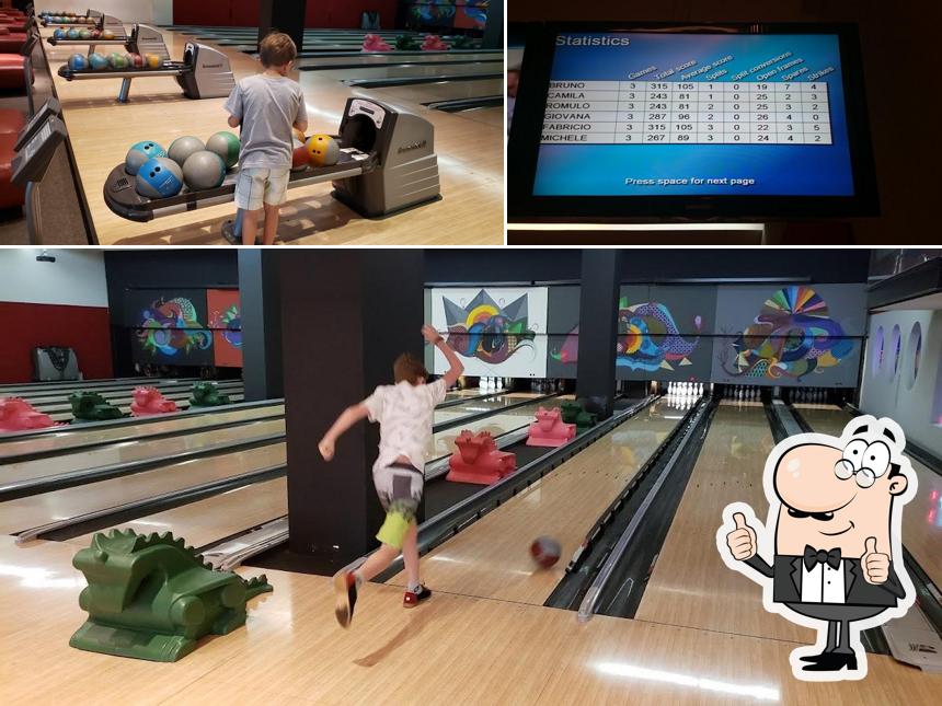 Look at this image of Boliche Villa Bowling -Shopping Vila Olimpia