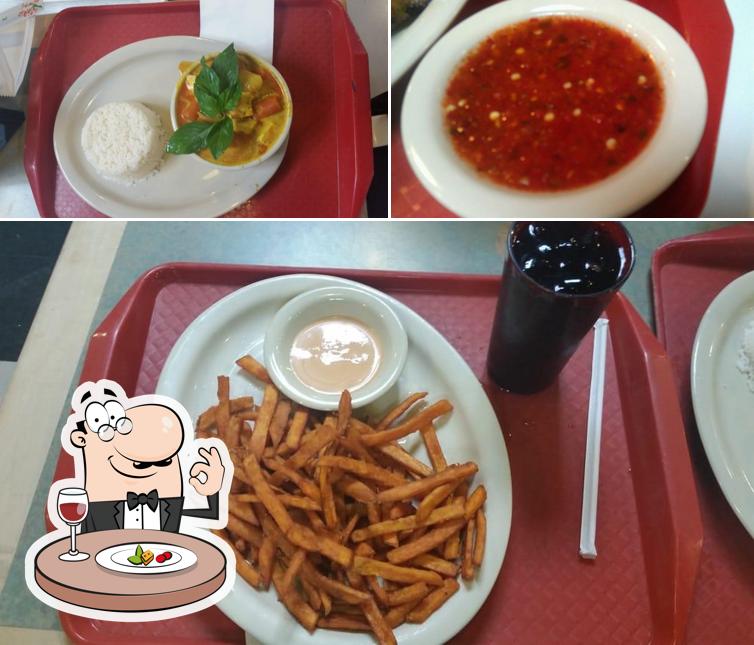Papaya Vietnamese Cuisine in Bellevue Restaurant menu and reviews
