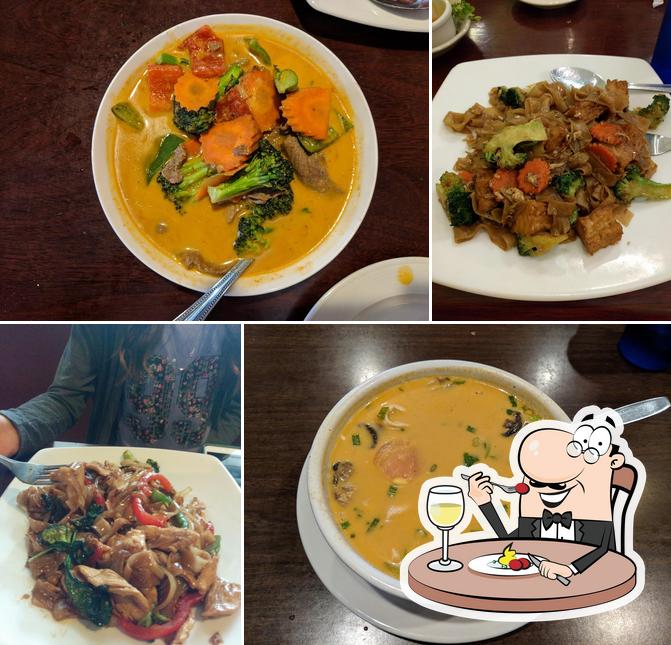 Thai House Restaurant in Logan Restaurant menu and reviews