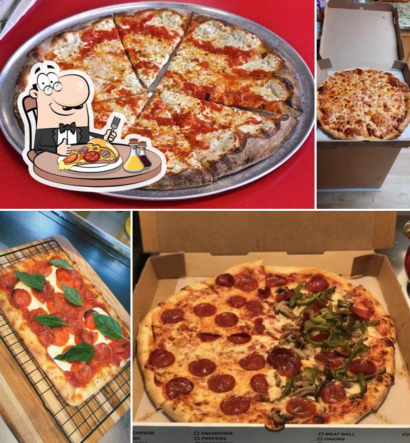 Gino's New York Style Pizzeria US 19 Location in Palm Harbor