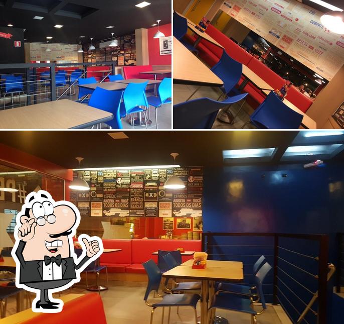 Veja imagens do interior do Domino's Pizza - Juiz de Fora