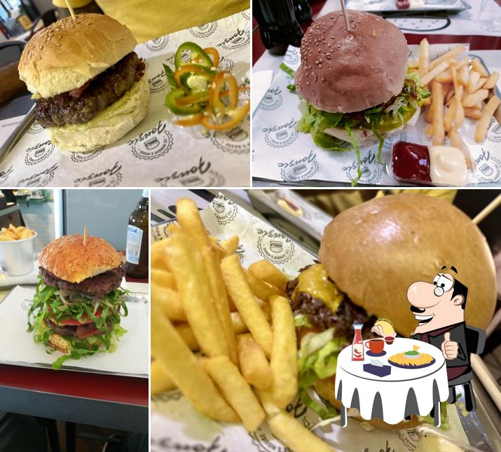 Gli hamburger di Fonzie the Burger's House Via Catanzaro potranno incontrare molti gusti diversi