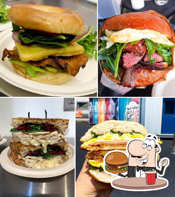 NOMZ - Restaurant & Bar - Akron, OH