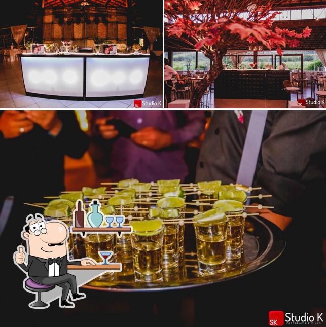 O interior do Strike Bartender - Serviço de Bartender para Festas, Aniversários, Eventos Corporativos e Casamentos - Arujá e grande SP