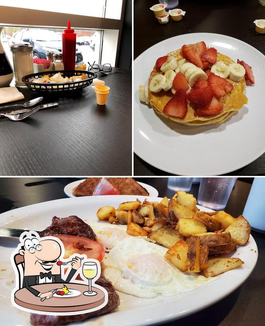 Stacked Pancake & Breakfast House Brantford in Brantford Restaurant