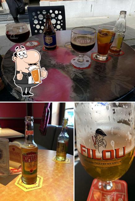 Commandez un verre de bière blonde ou brune