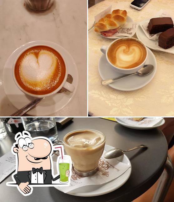 Goditi un drink a Pasticceria Sorarù