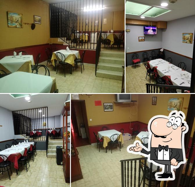 The interior of Elvira Bar Restaurante
