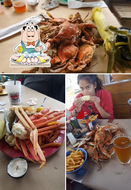 Hooper's Crab House & Sneaky Pete's in Ocean City - Restaurant menu and reviews