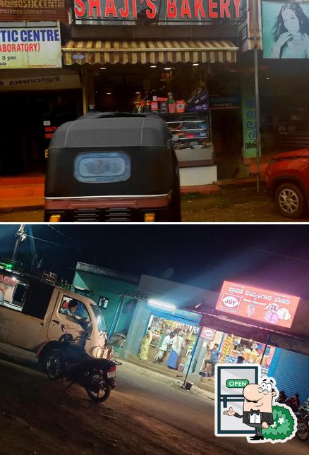 Shaji's Bakery Vadasserikara