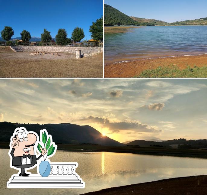 Guarda gli esterni di Casa del Lago