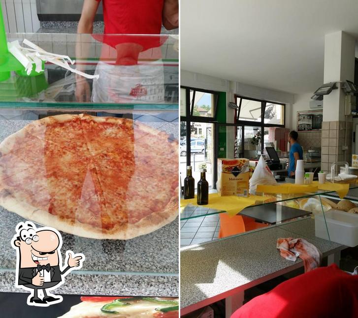 Vedi la foto di Pizzeria kebab La Sfinge1 Condove