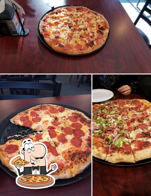 Sabrina's Pizzeria, 2587 Main St in Oakley - Restaurant menu and reviews