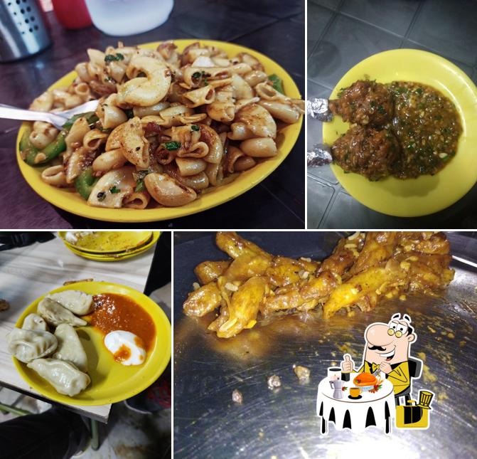 Food at Chinese Express