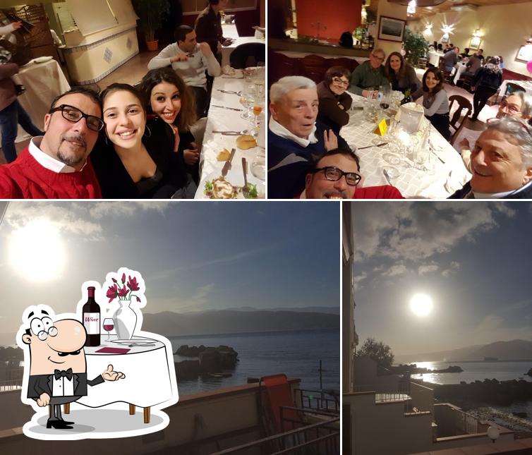 Fly Sport E Bar Di Sanciolo Grazia si caratterizza per la tavolo da pranzo e esterno