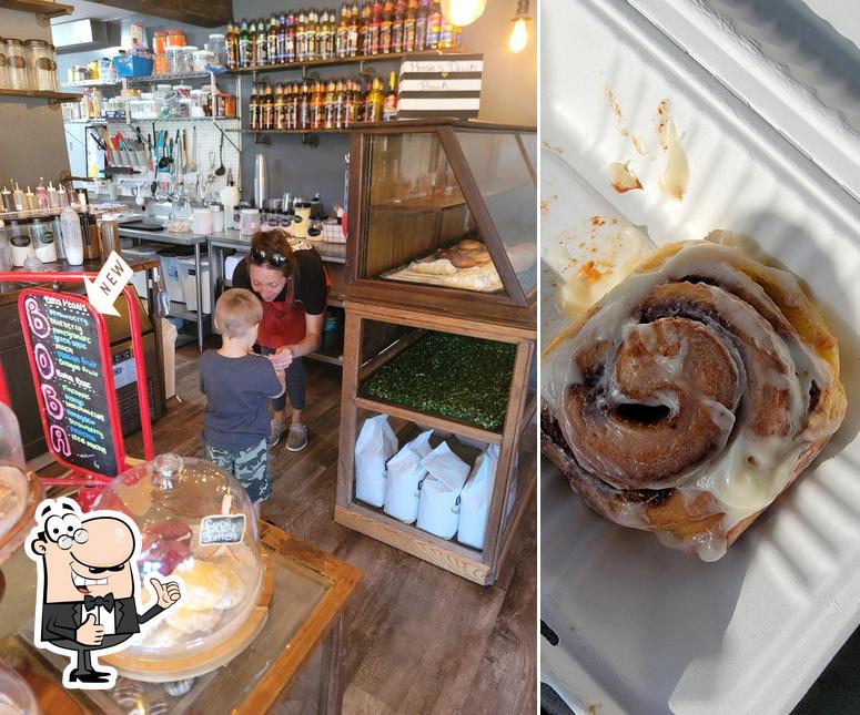 Взгляните на фото "Rosies coffeehouse and bakery"