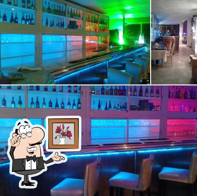 The interior of VIP Club Casablanca - Restaurant Pub Bar à Tapas