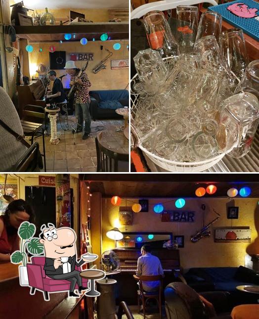 Le Bizart Café Paris 30 Bis Rue Des Boulets Restaurant Reviews