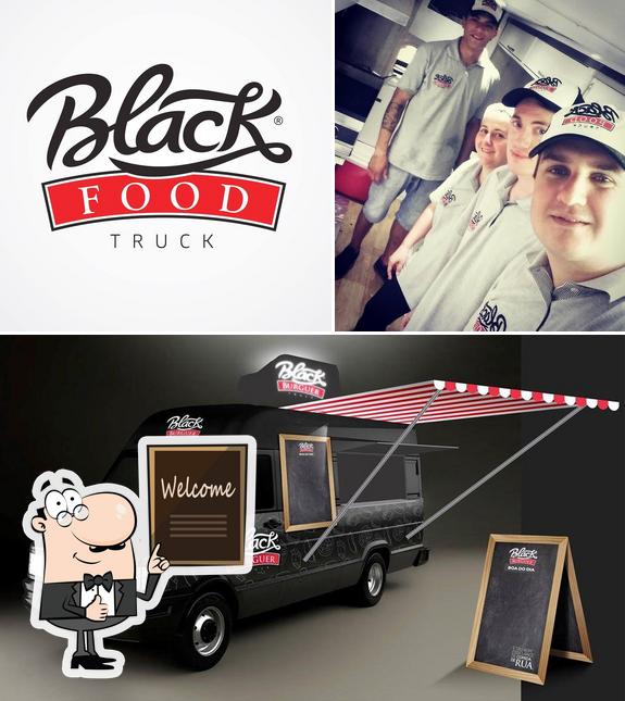 Here's a photo of Blackfoodtruck Blumenau SC