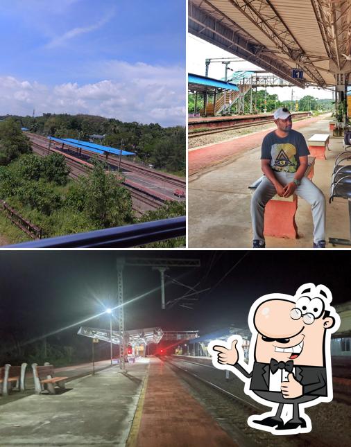 Here's a picture of Kaduthuruthy Vaikom Road Railway Station