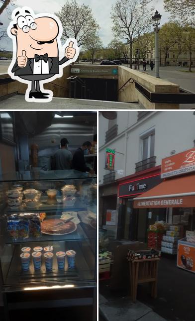 Voici une photo de Full Time
