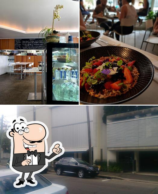 Flat White Cafe in Woollahra Restaurant menu and reviews