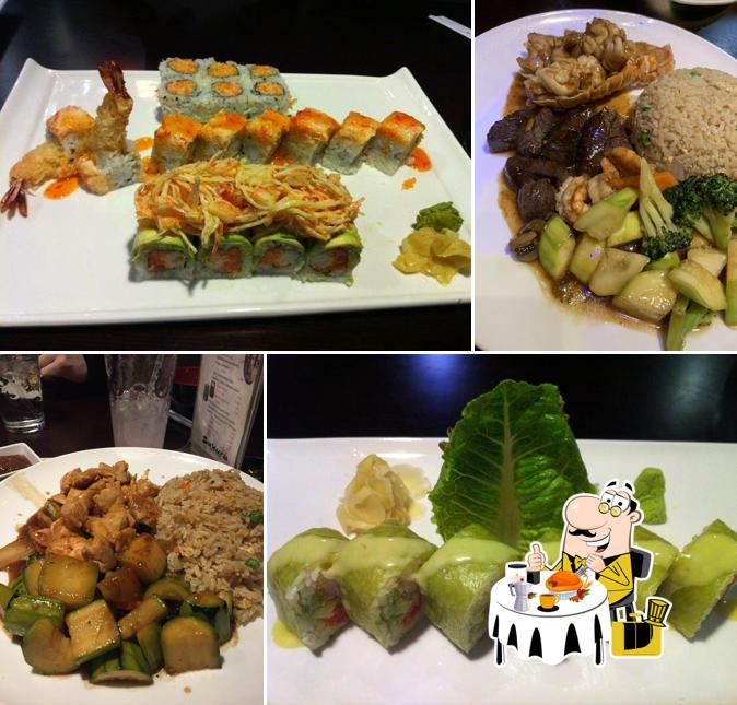 Еда в "Sakura Japanese Restaurant"