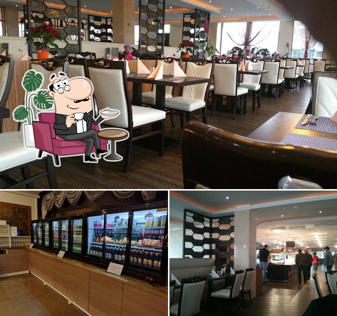 El interior de Restaurant Kaiserpalast Chines. und mongol. Spezialitäten