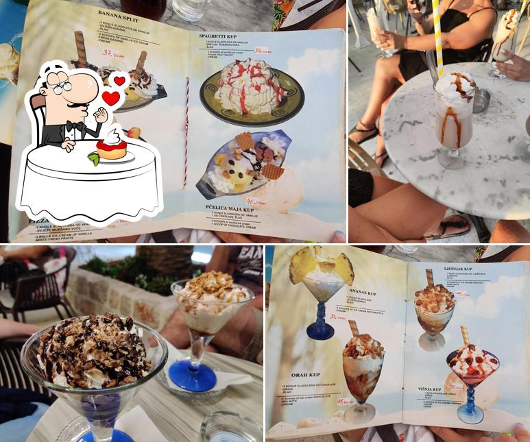 Ice Cream & Caffe Bar Tornado offre une sélection de desserts