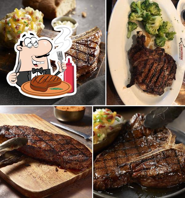LongHorn Steakhouse in Altoona Restaurant menu and reviews