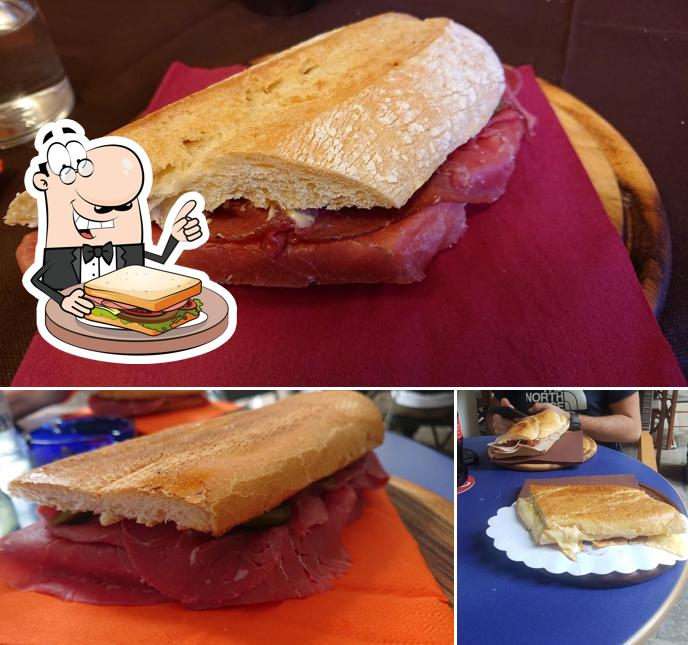 Probiert ein Sandwich bei Osteria e Cucina