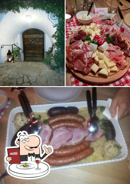 Questa è la immagine che raffigura la cibo e esterno di Steinhauserhof