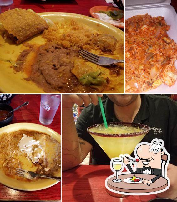 Ixtapa Family Mexican Restaurant, 5031 168th St SW 140 in Lynnwood
