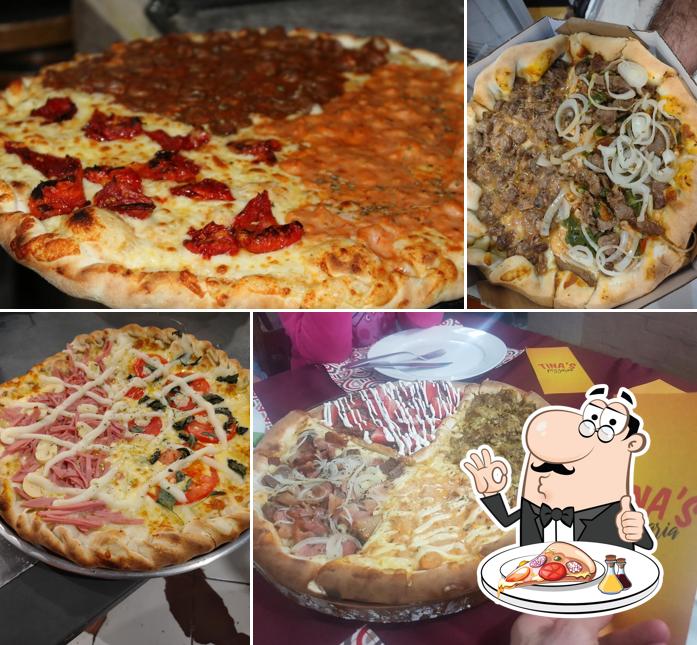 Escolha pizza no Tina's Pizzaria