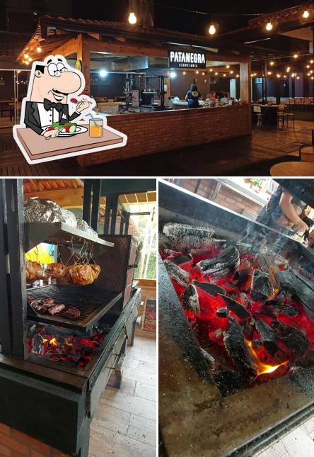 Confira a imagem mostrando comida e interior a Paradiso Carnivoro Bar e Parrilla