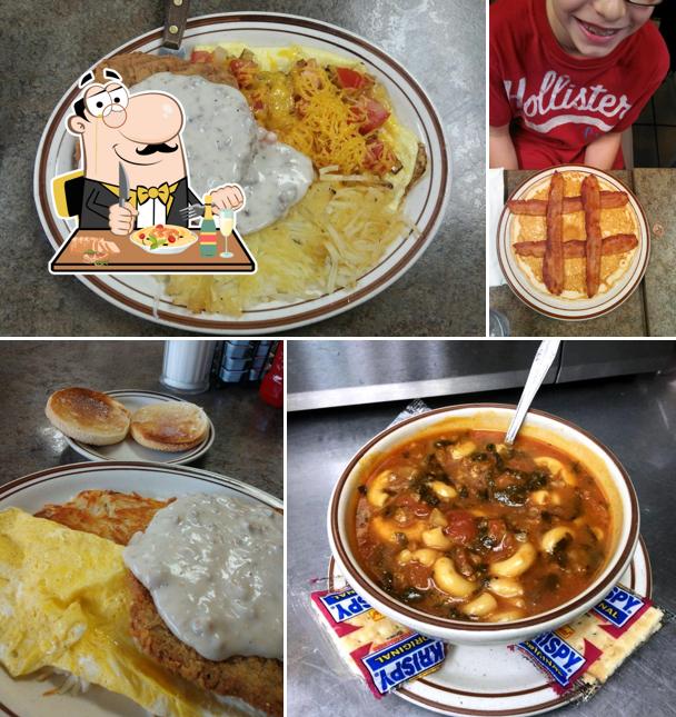 Bonnie Rae's Cafe in Rollingstone Restaurant menu and reviews