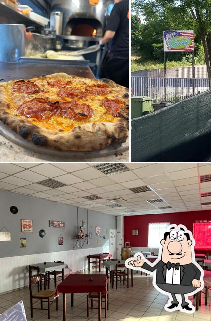 La foto della interni e cibo di Trattoria On the Road