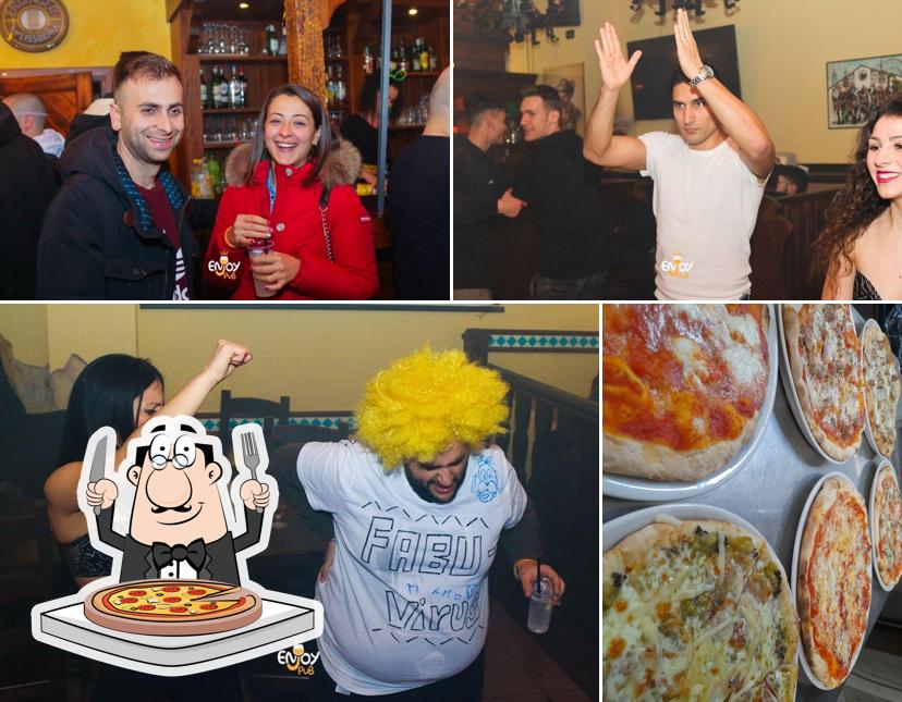 Prova una pizza a Enjoy pub di Albani Lorenzo