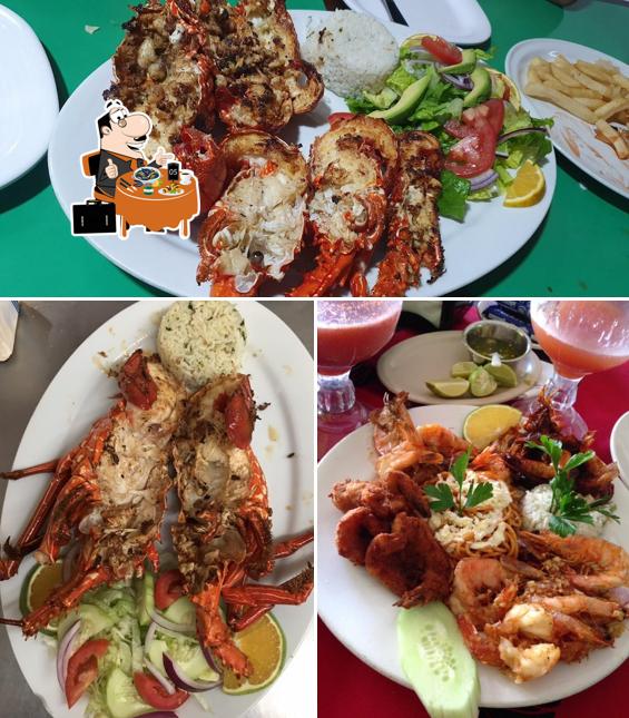 Get seafood at Restaurante el Pata