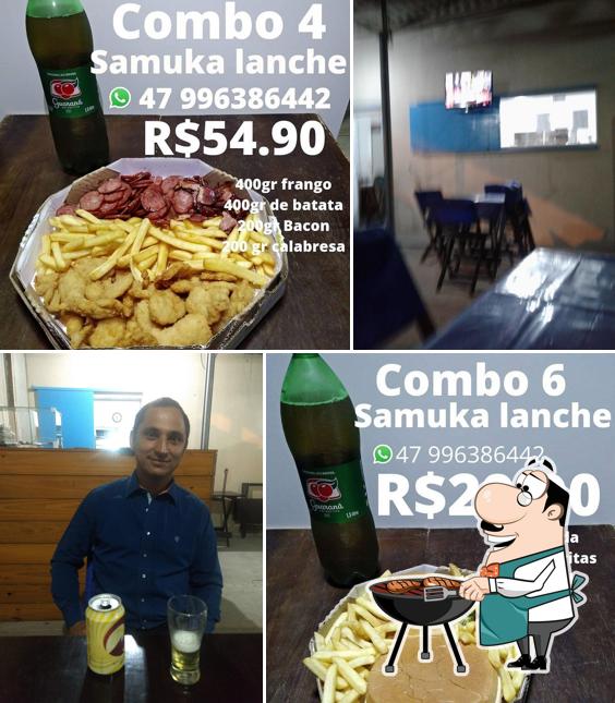 Look at the picture of Samuka's Lanches