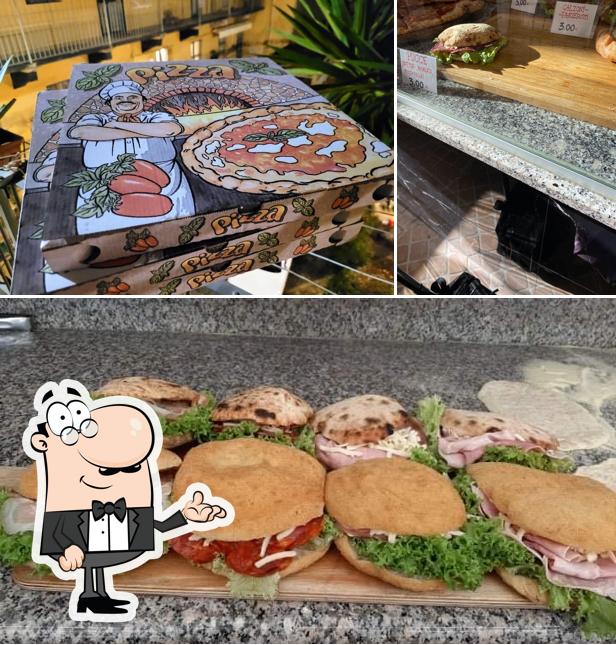 Tra le diverse cose da Queen's pizzeria si possono trovare la interni e sandwich