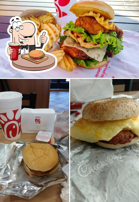 Закажите гамбургеры в "Chick-fil-A"