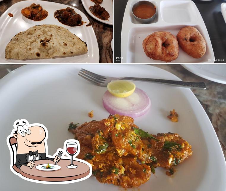 Food at FOOD PYRAMID NH 65