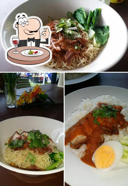 Tommy เกี๊ยวกุ้ง restaurant, Bangkok - Restaurant reviews