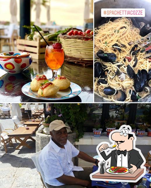 Tra le varie cose da Il Pirata si possono trovare la cibo e interni