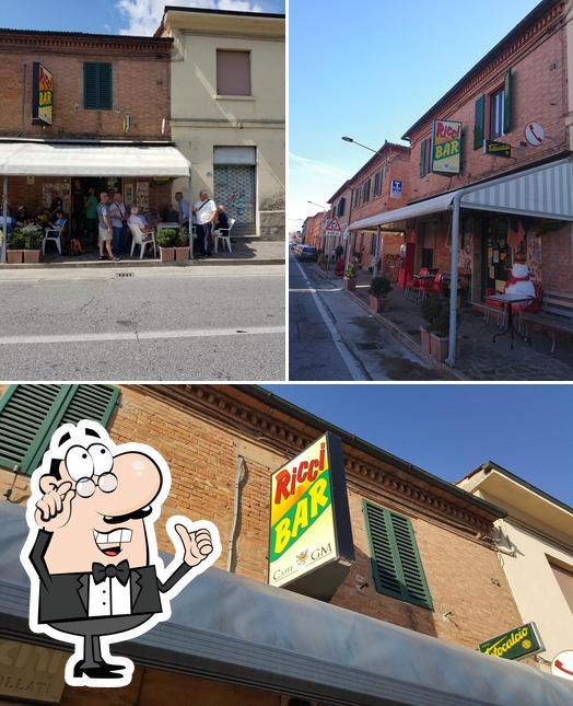 Gli interni di Ricci Bar Alimentari